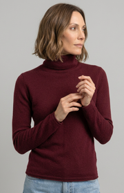 Maglione collo alto essenziale