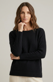 Maglione a barchetta con trecce