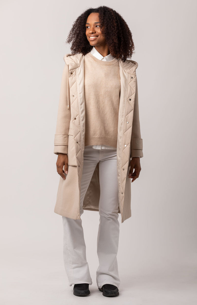 Cappotto trapuntato con cappuccio