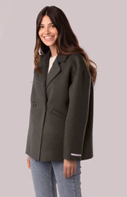 Cappotto corto svasato