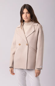Cappotto corto svasato
