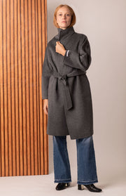 Cappotto lungo collo alto