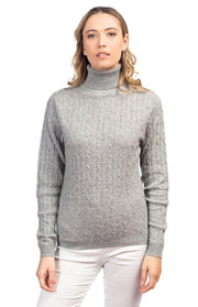 Maglione collo alto a trecce fini