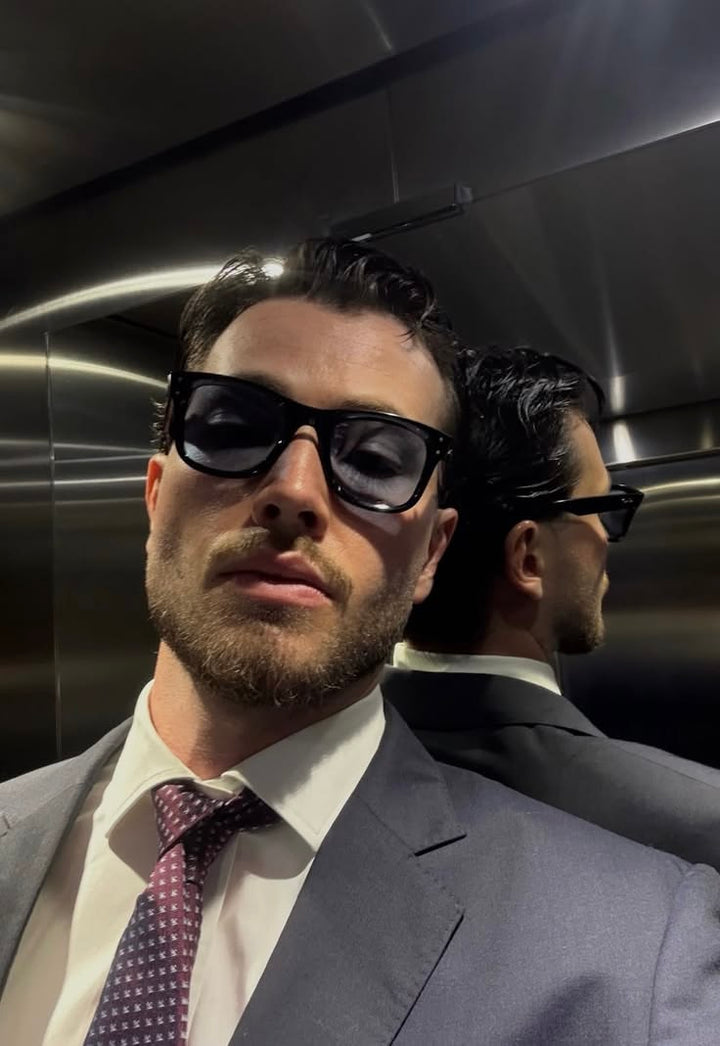 Customer wearing VORENIE sunglasses