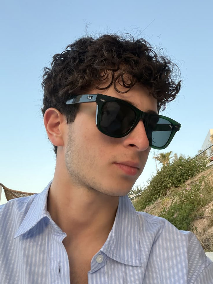 Customer wearing VORENIE sunglasses