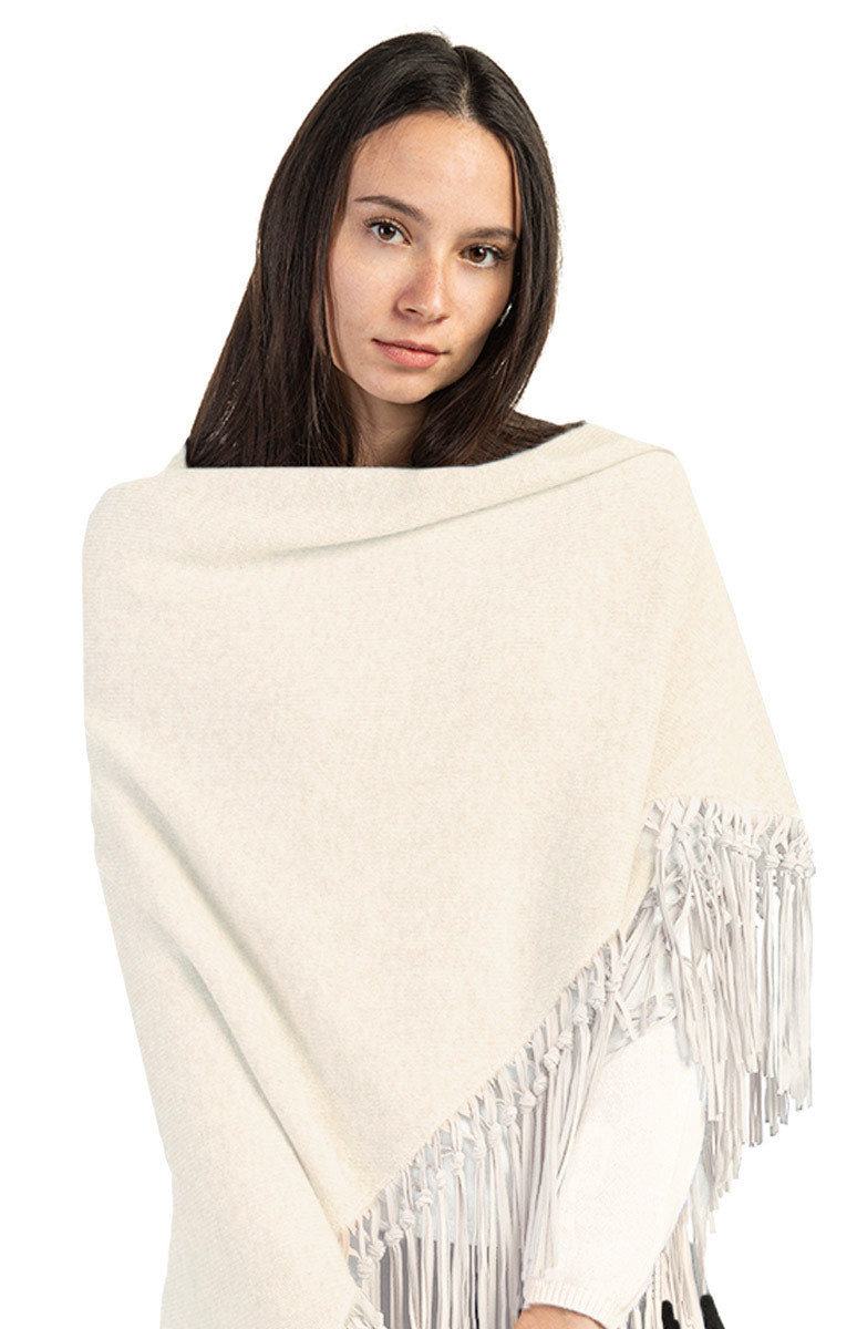 Scialle in cashmere con frange