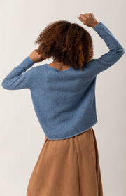 Maglione a barchetta a pois