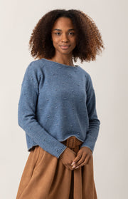 Maglione a barchetta a pois
