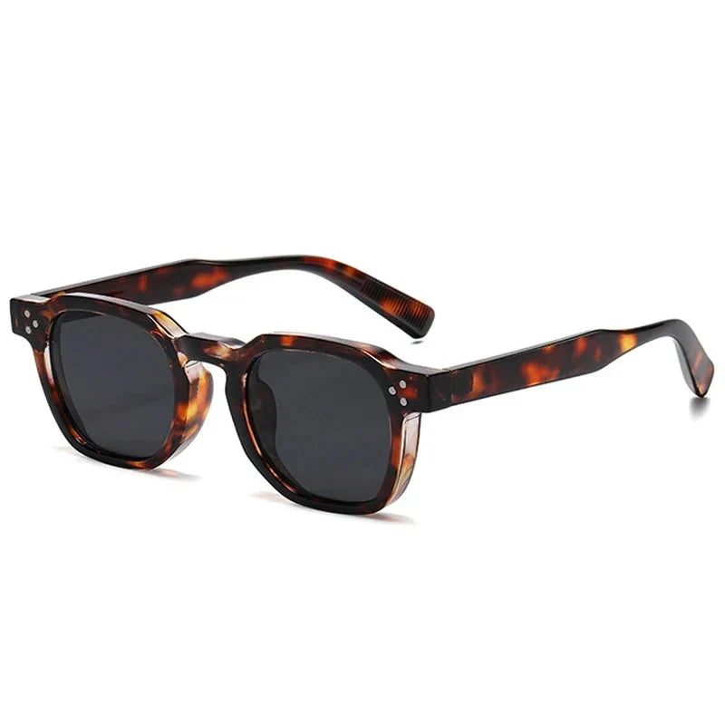 VORENIE Kalib Tortoiseshell sunglasses - front studio view